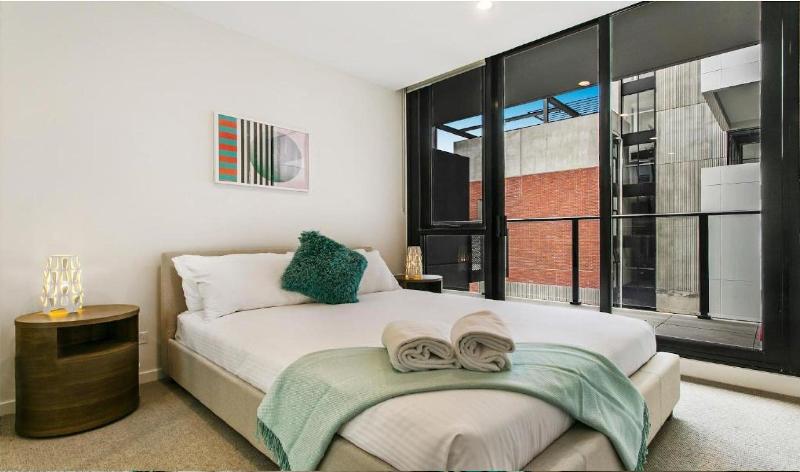 Melbourne City Apartments - Teri image