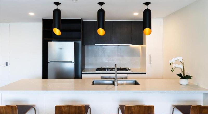 Melbourne City Apartments - Teri image