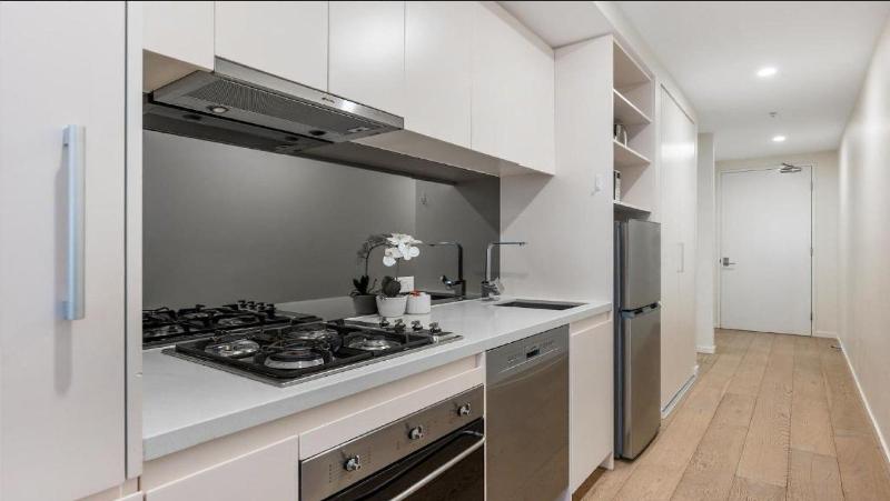 Melbourne City Apartments - Teri image