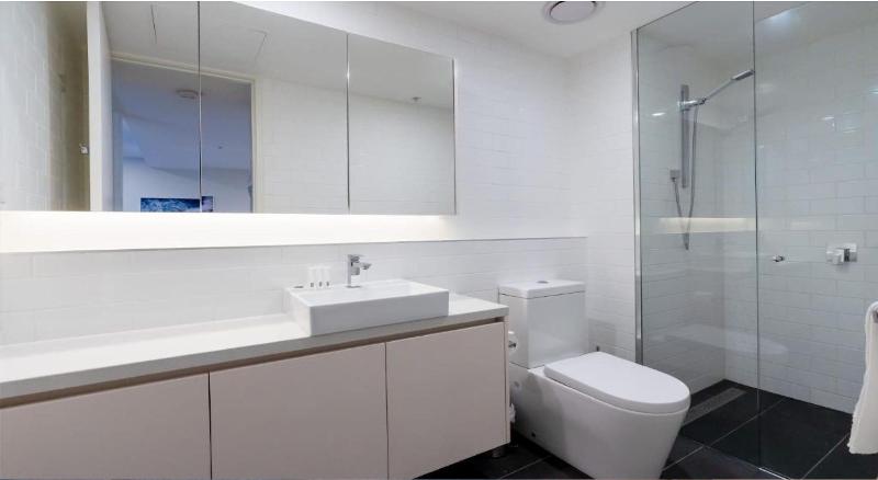 Melbourne City Apartments - Teri image