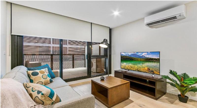 Melbourne City Apartments - Teri image
