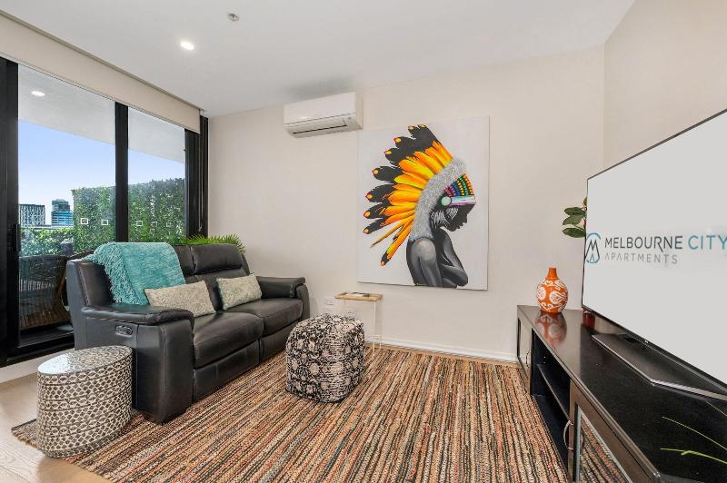 Melbourne City Apartments - Teri image