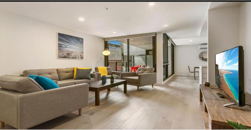 Melbourne City Apartments - Teri image