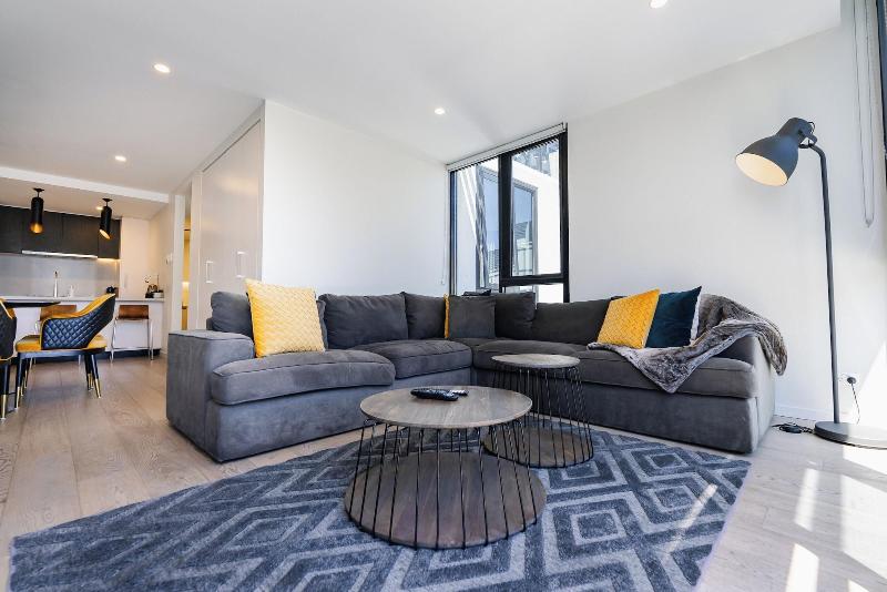 Melbourne City Apartments - Teri image