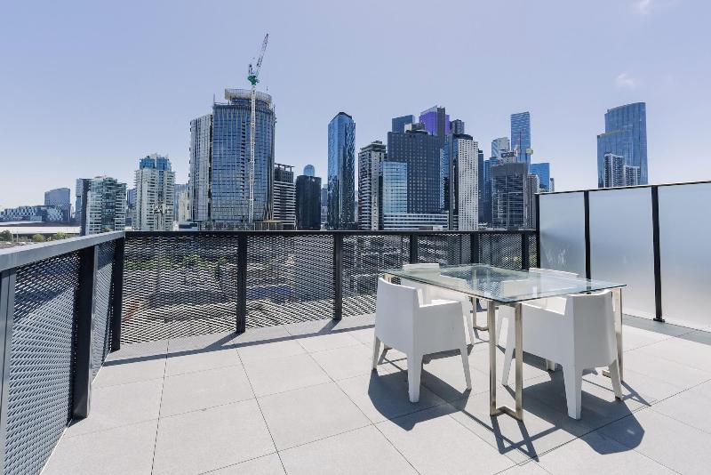 Melbourne City Apartments - Teri image