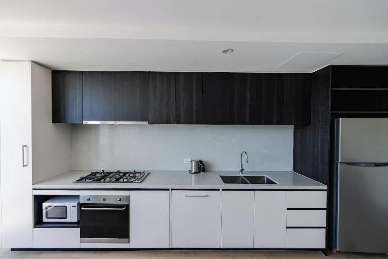 Melbourne City Apartments - Teri image