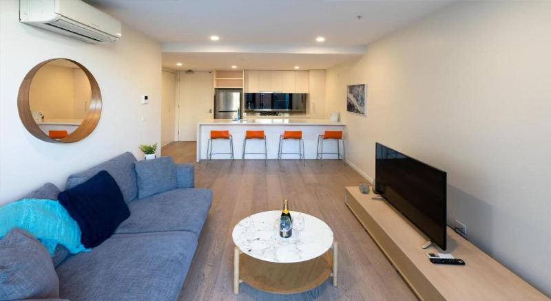 Melbourne City Apartments - Teri image