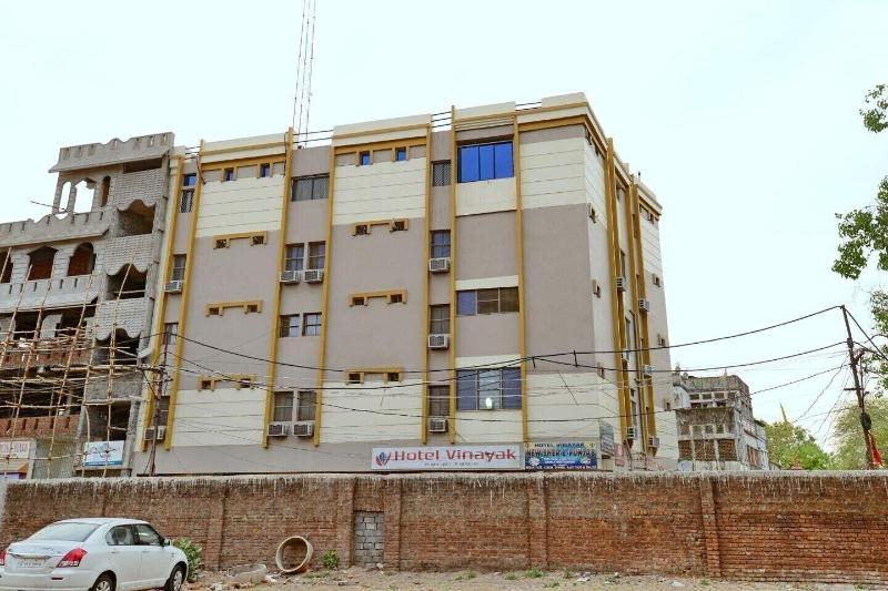 Hotel Vinayak 2