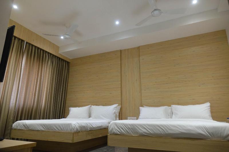 Hotel Abis Grand image