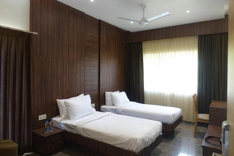 Hotel Abis Grand image