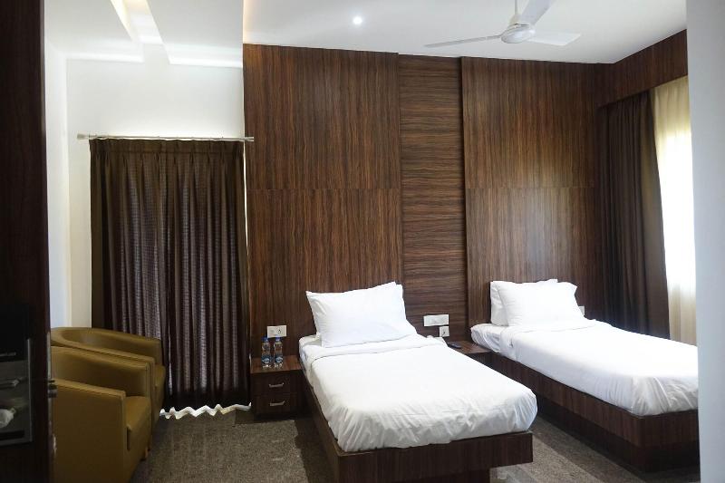 Hotel Abis Grand image