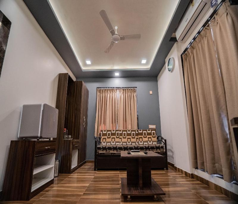 Pooja Villa Suites Igatpuri image