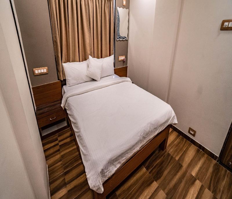 Pooja Villa Suites Igatpuri image
