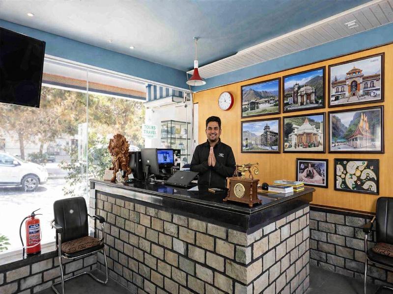 Hotel Forest View And Restaurant image
