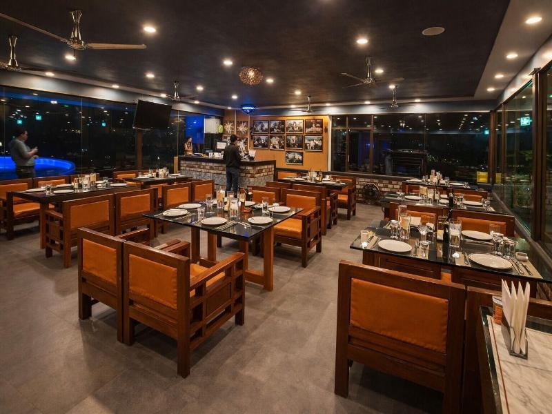 Hotel Forest View And Restaurant image