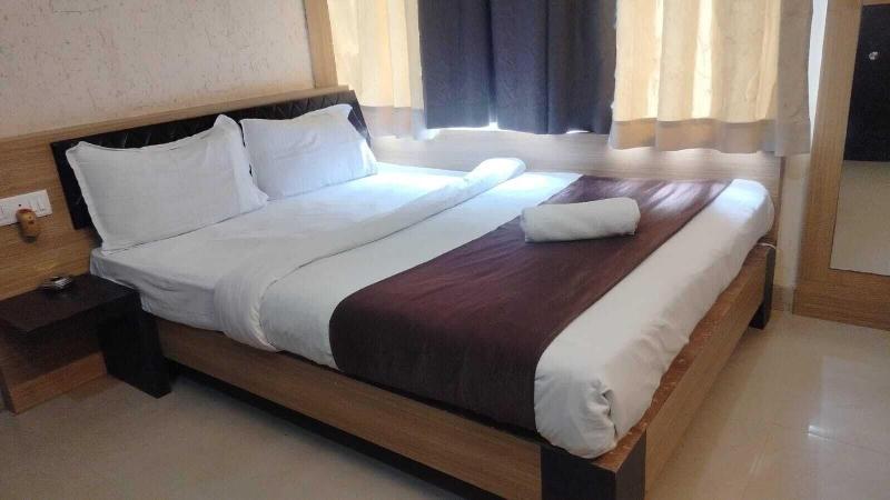 Hotel Jaysha image