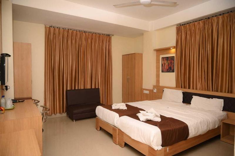 Hotel Jaysha image