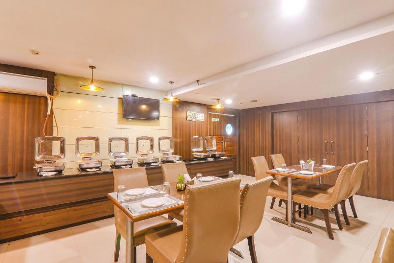 Fabhotel Prime The Continental image