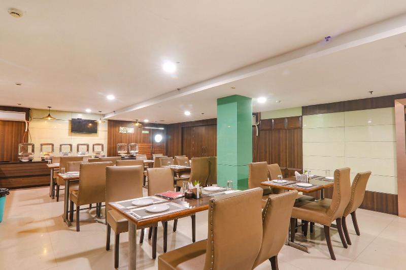 Fabhotel Prime The Continental image