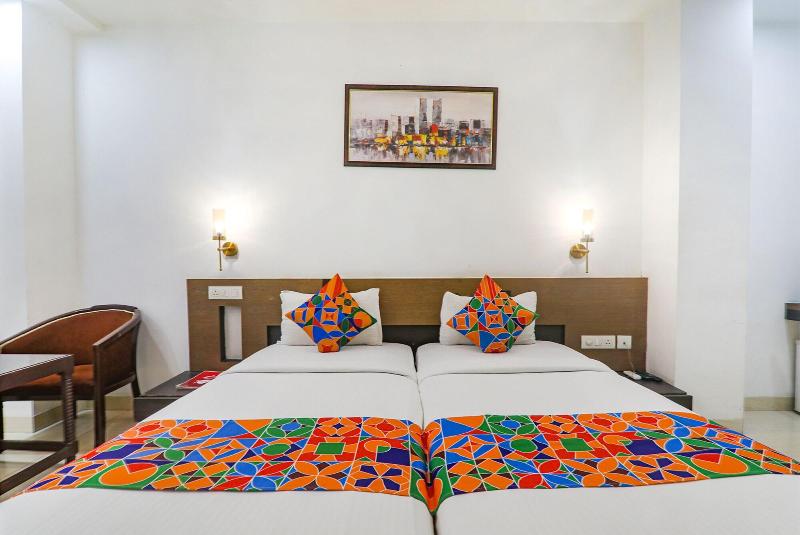 Fabhotel Prime The Continental image