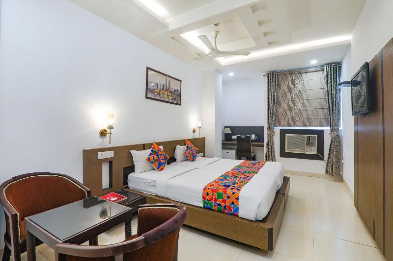 Fabhotel Prime The Continental image