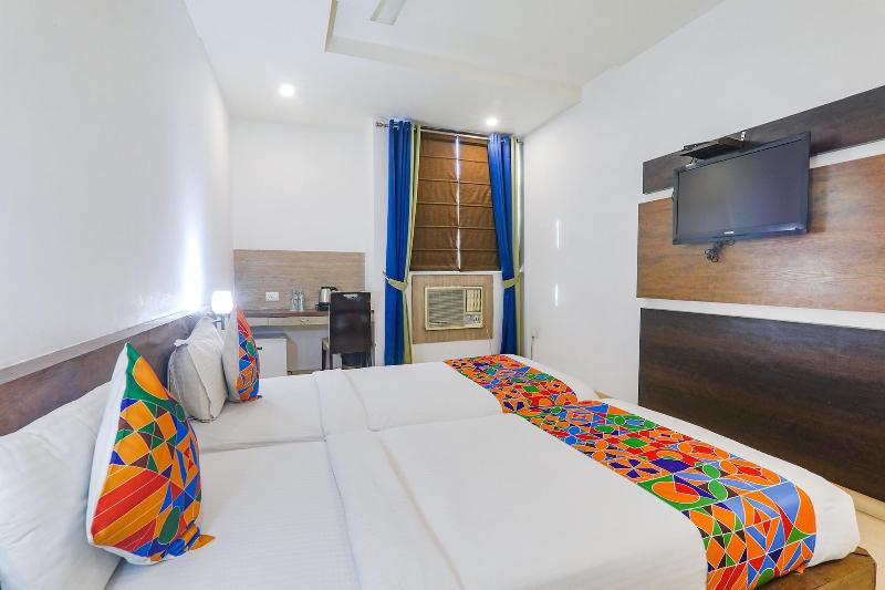 Fabhotel Prime The Continental image