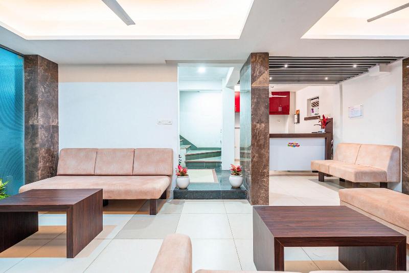 Treebo Silver Apartment image