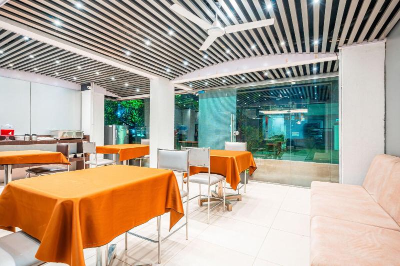 Treebo Silver Apartment image