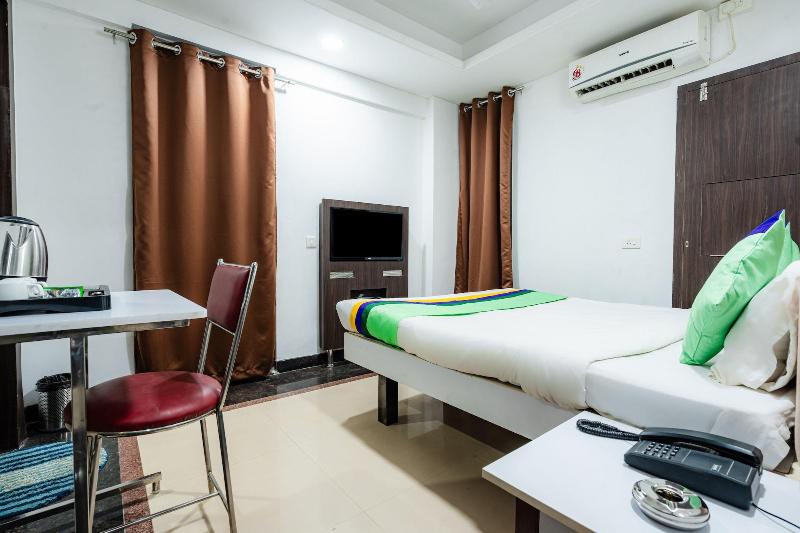 Treebo Silver Apartment image