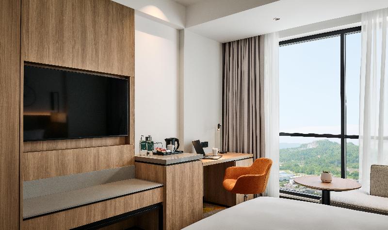 Holiday Inn & Suites Penang Prai gallery photo 24