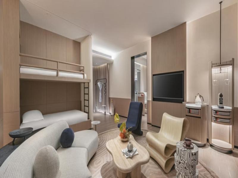 Hotel Indigo Hainan Clear Water Bay image