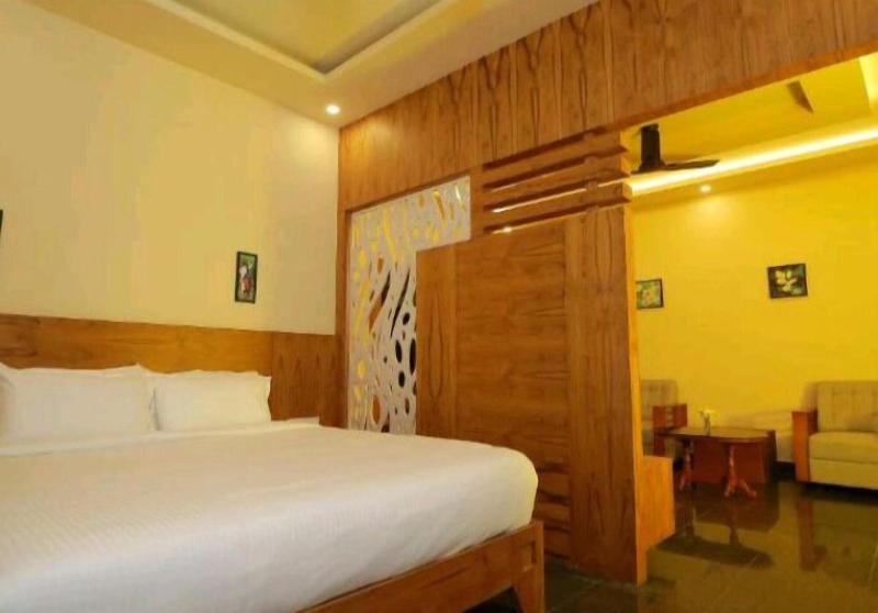 DOUBLE LUXURY