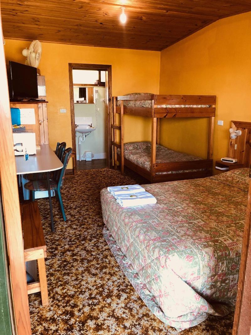 Pinehaven Motel 4