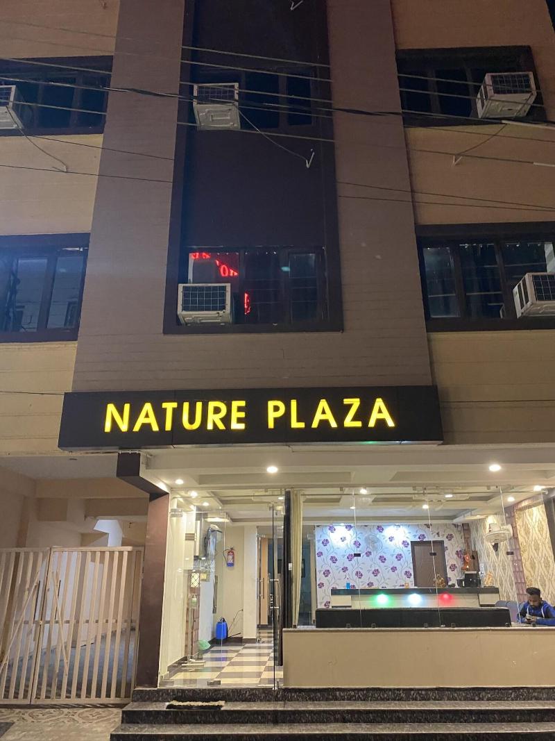 Hotel Nature Plaza image