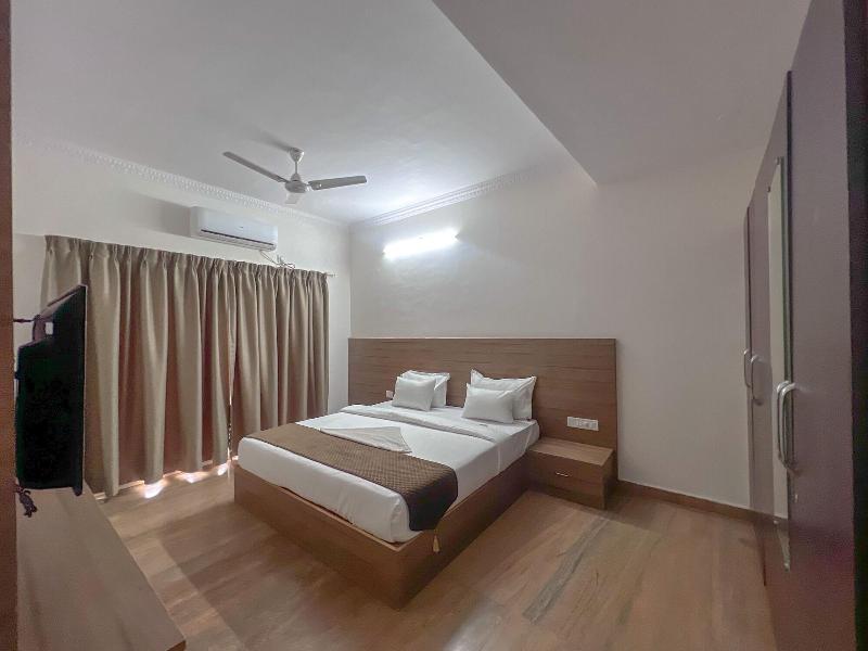 Hotel Elite By Agira image