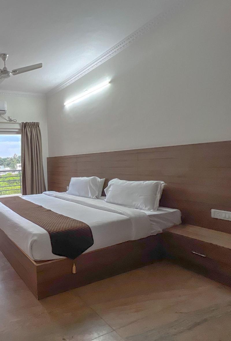 Hotel Elite By Agira image