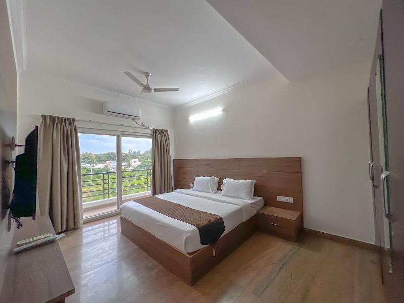 Hotel Elite By Agira image