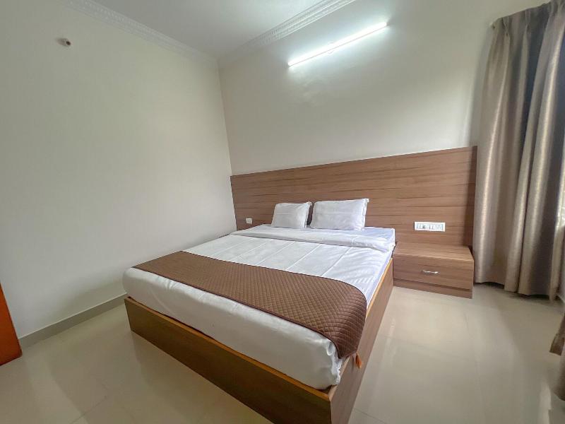 Hotel Elite By Agira image