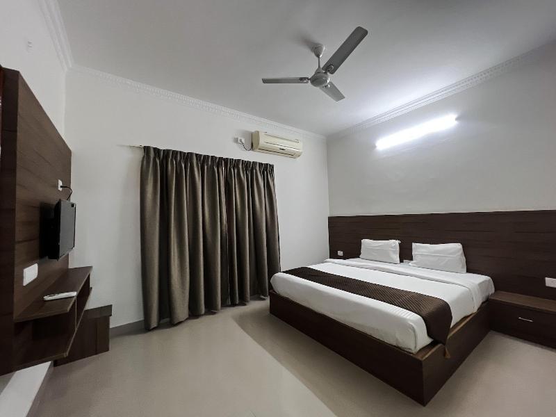 Hotel Elite By Agira image