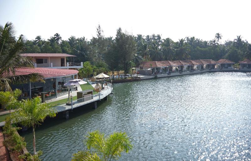 Veda5 Wellness Retreat & Spa image