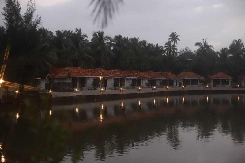 Veda5 Wellness Retreat & Spa image
