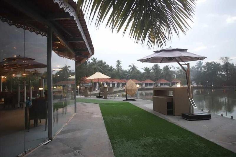 Veda5 Wellness Retreat & Spa image
