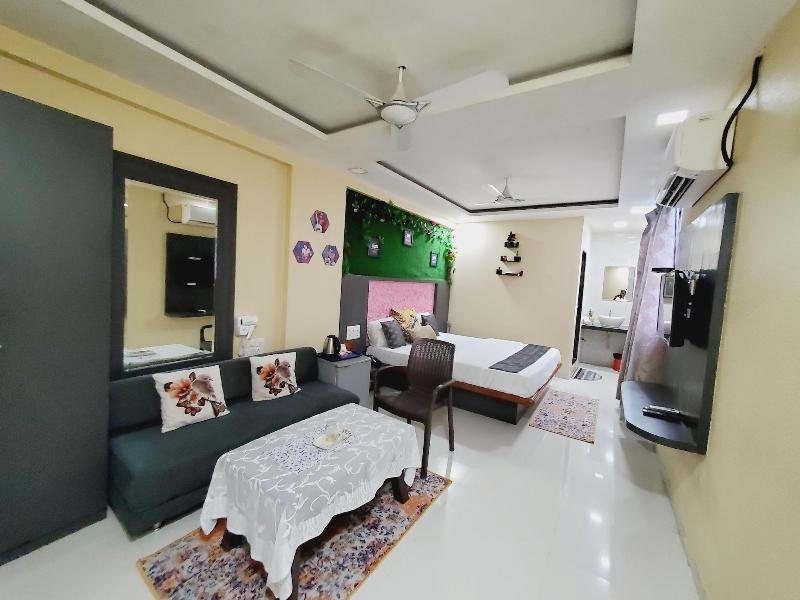 Hotel Mari Aai Residency image