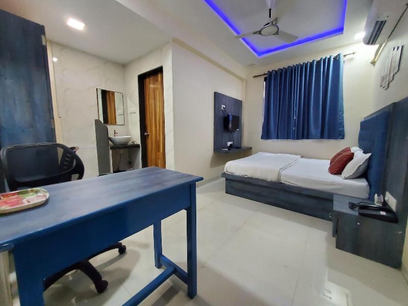 Hotel Mari Aai Residency image