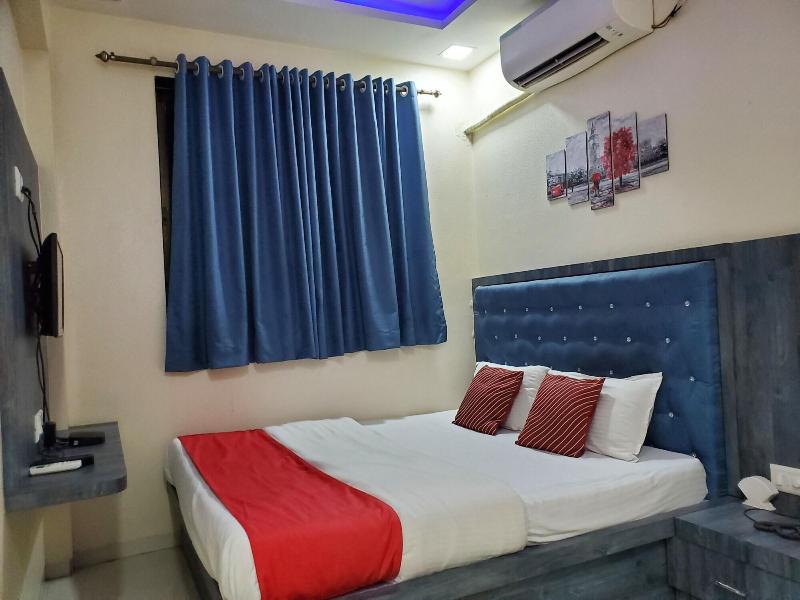 Hotel Mari Aai Residency image