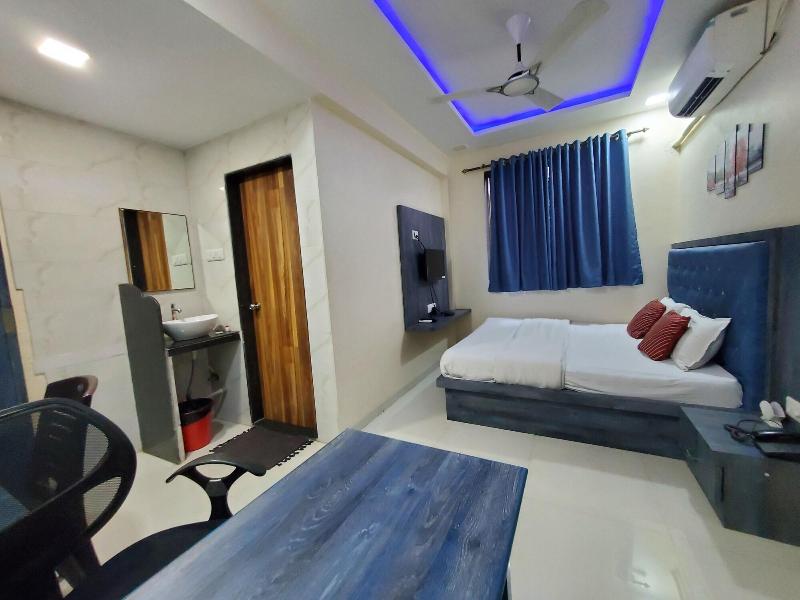 Hotel Mari Aai Residency image