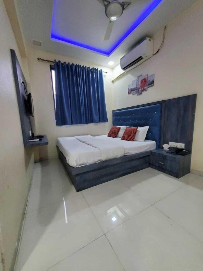 Hotel Mari Aai Residency image