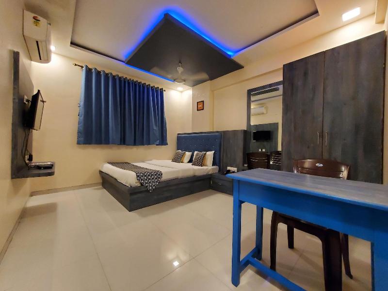 Hotel Mari Aai Residency image