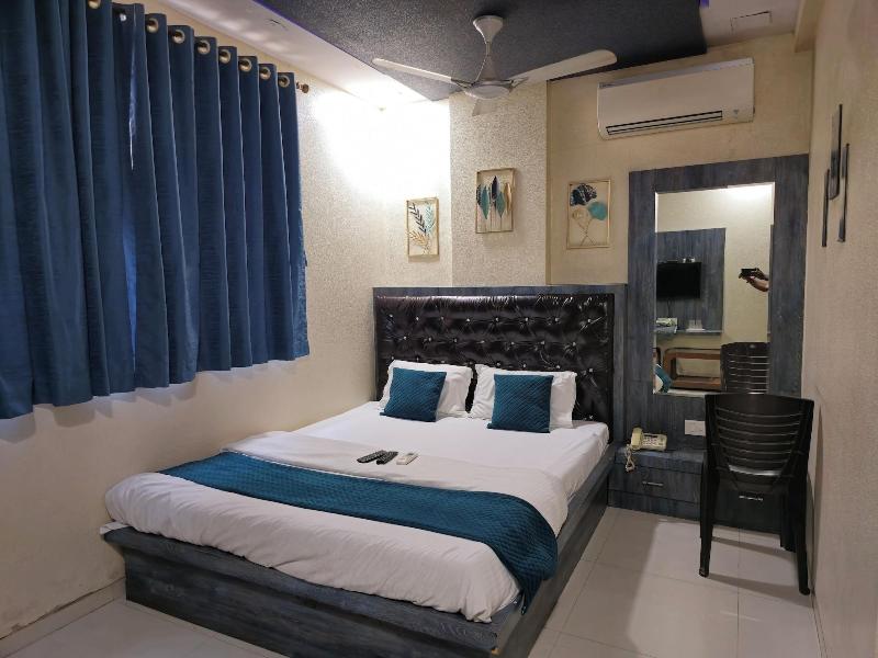 Hotel Mari Aai Residency image