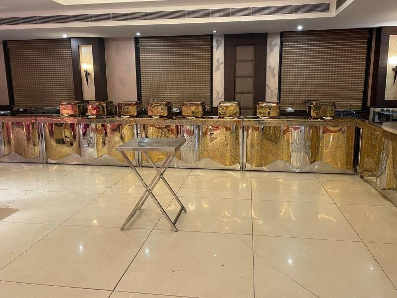 Hotel Paras image